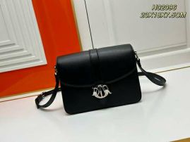 Picture of Dior Lady Handbags _SKUfw142364987fw